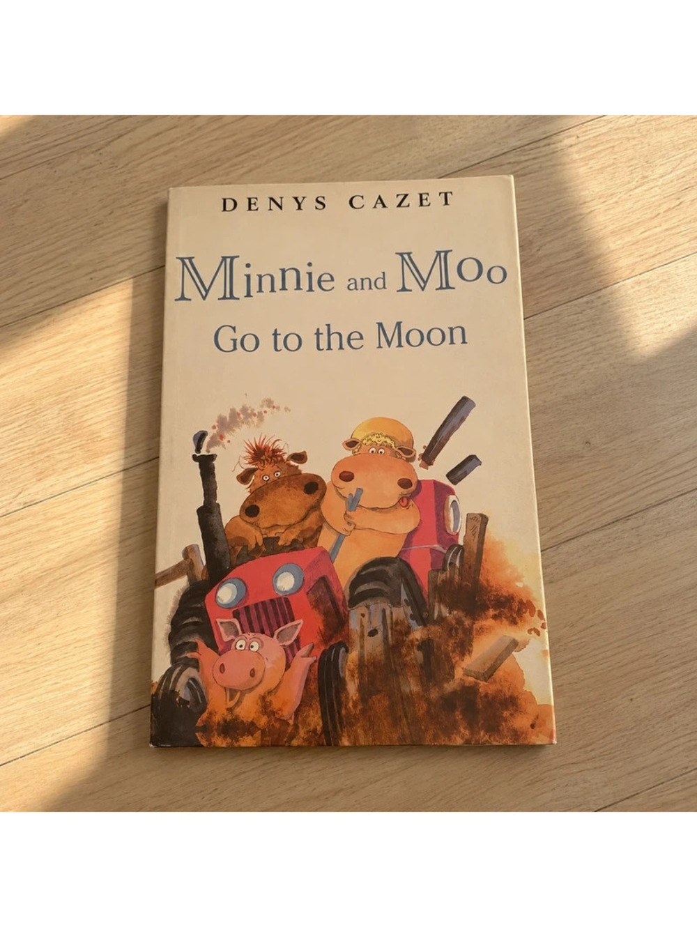 Minnie and Moo Go to the Moon Denys Cazet 1998 Vintage Children's Book